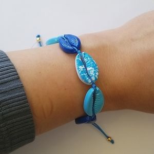 Blue Cowrie Shells adjustable Bracelet
